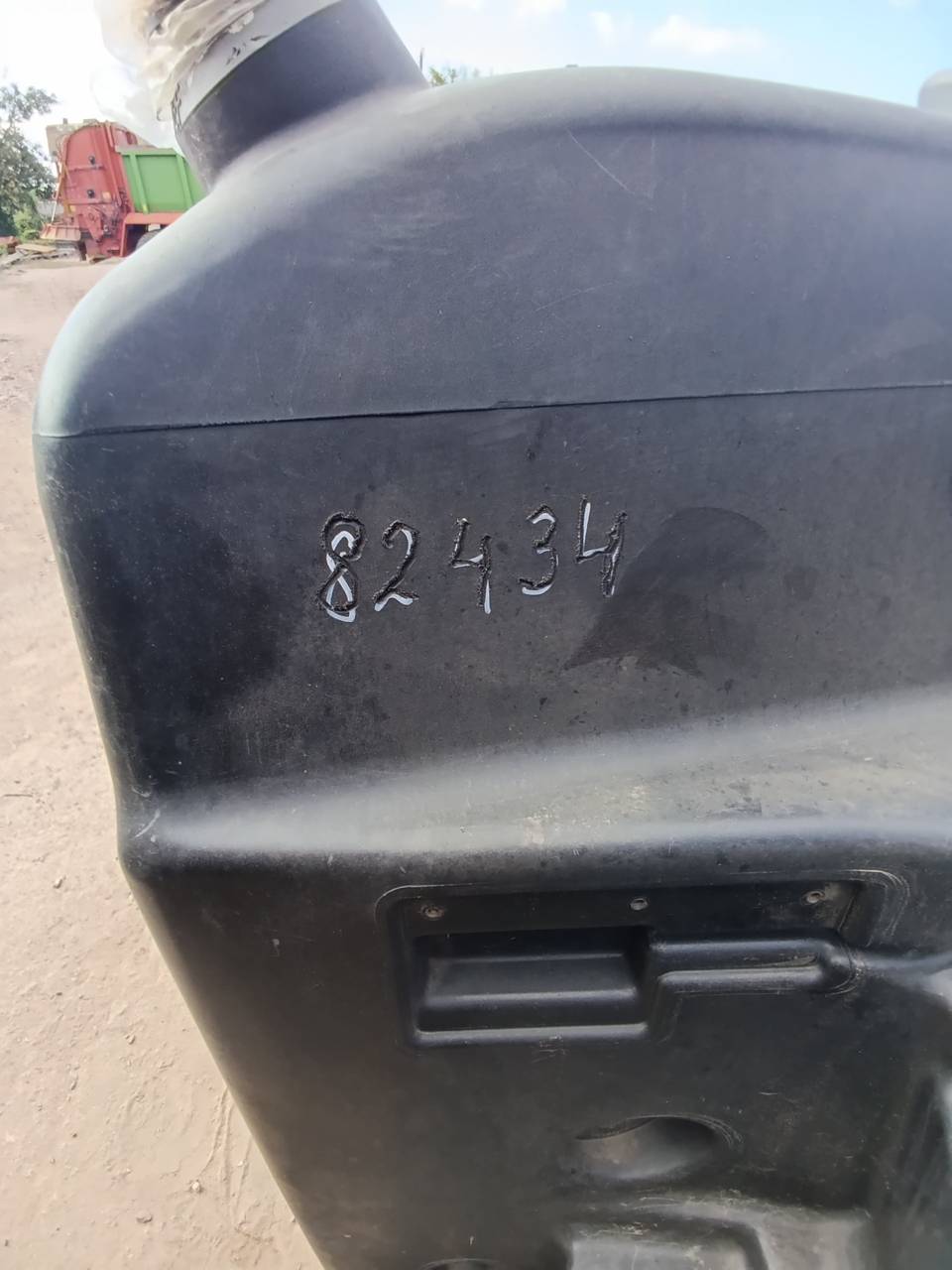 Фото 7 з ремонту — Ремонт паливного бака Fendt 942