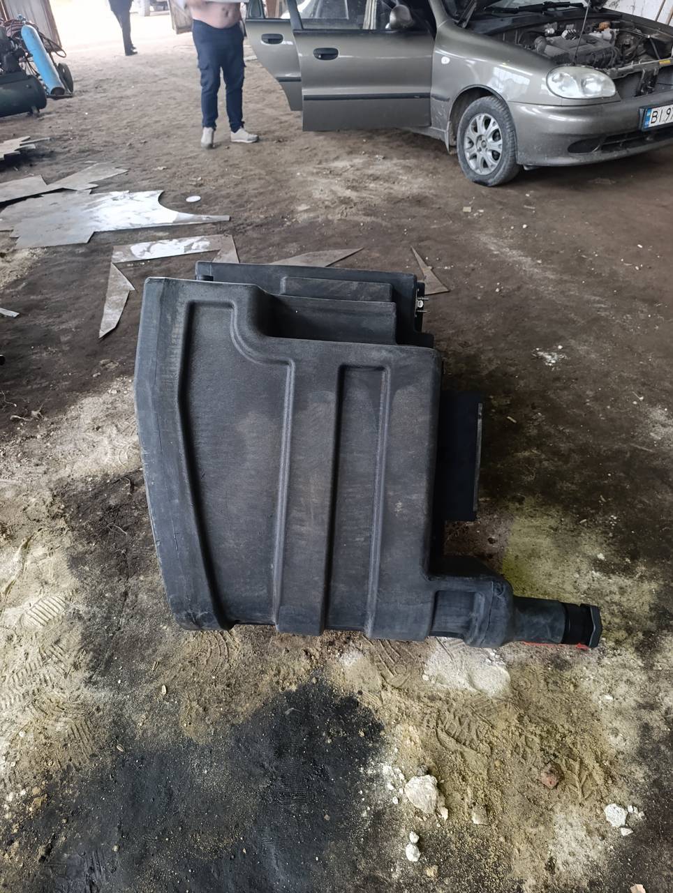 Фото 2 з ремонту — Ремонт паливного бака Case Puma