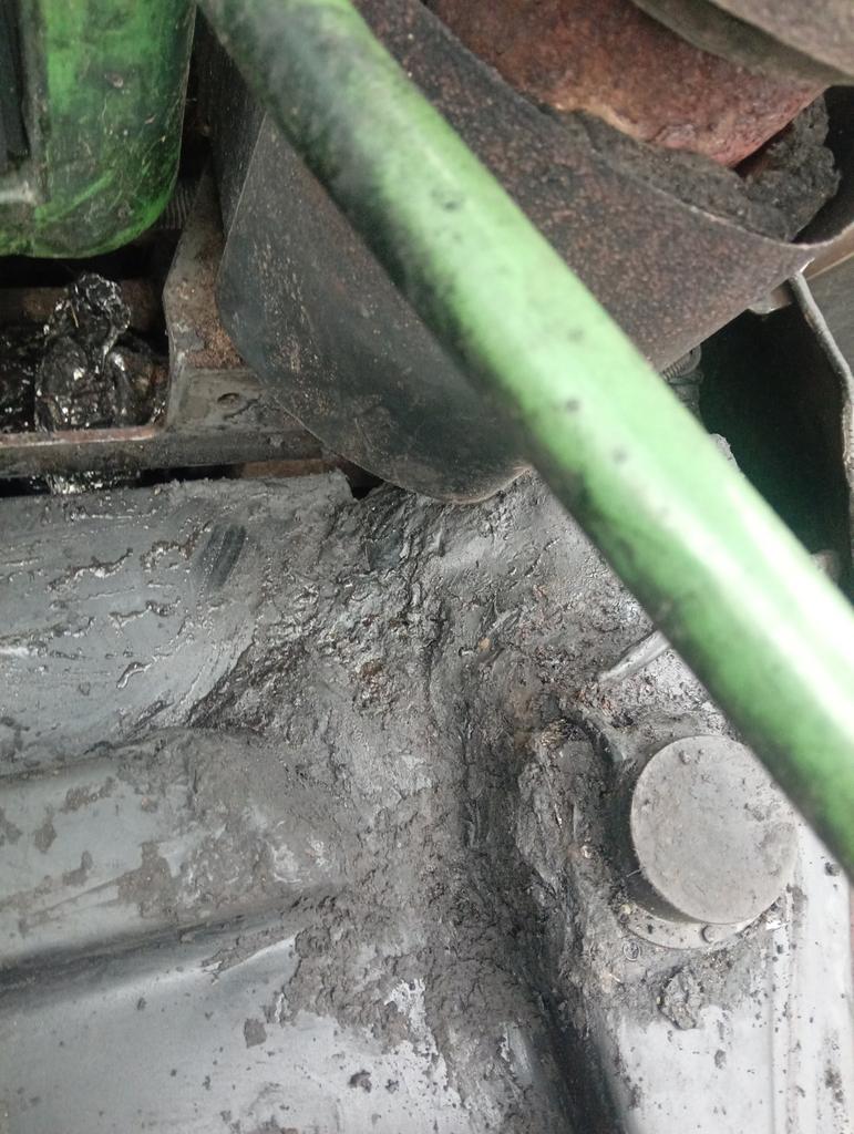 Фото 2 з ремонту — Ремонт паливного бака Fendt 930