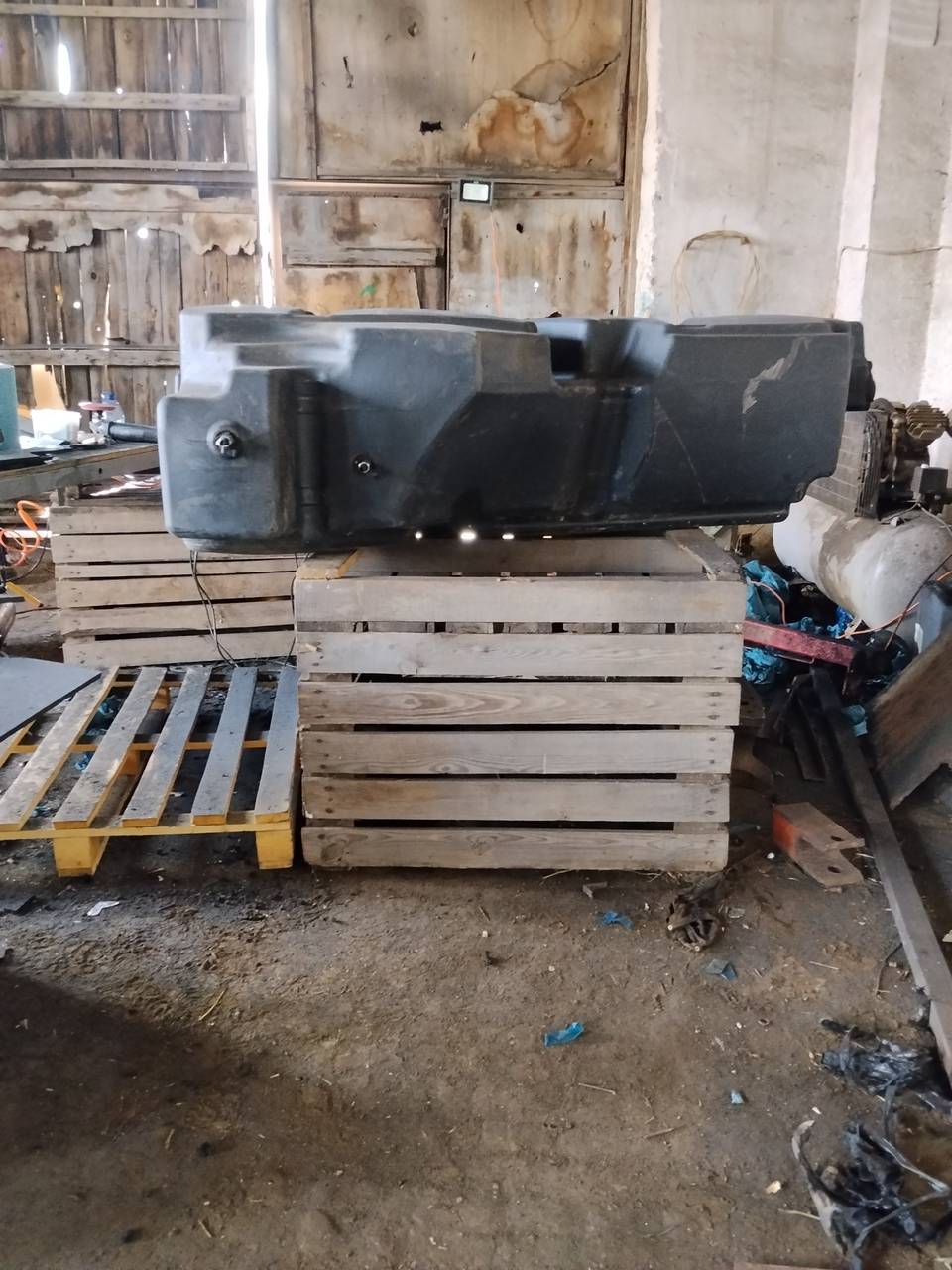 Фото 20 з ремонту — Ремонт паливного бака Claas Lexion 760 — Шельпахівка