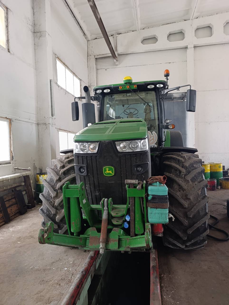 Фото 4 з ремонту — Ремонт паливного бака John Deere 8370R — Ічня