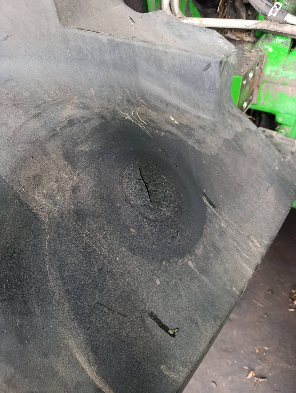 Фото 7 з ремонту — Ремонт паливного бака John Deere 8R410 — Городище