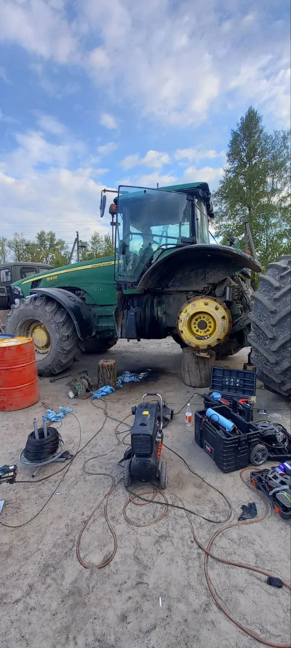Фото 16 з ремонту — Ремонт паливного бака John Deere 8430 — Бородянська селищна громада