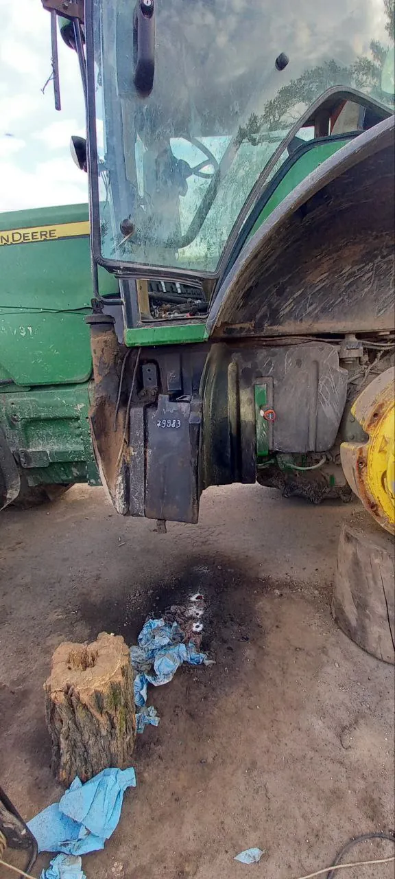 Фото 18 з ремонту — Ремонт паливного бака John Deere 8430 — Бородянська селищна громада