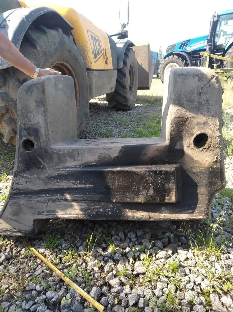 Фото 28 з ремонту — Ремонт паливного бака JCB 531-70 — Козинська селищна громада