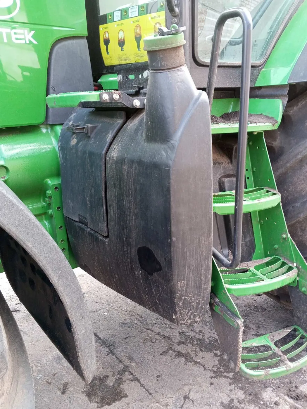 Ремонт паливного бака John Deere 8430 — Біленченківка