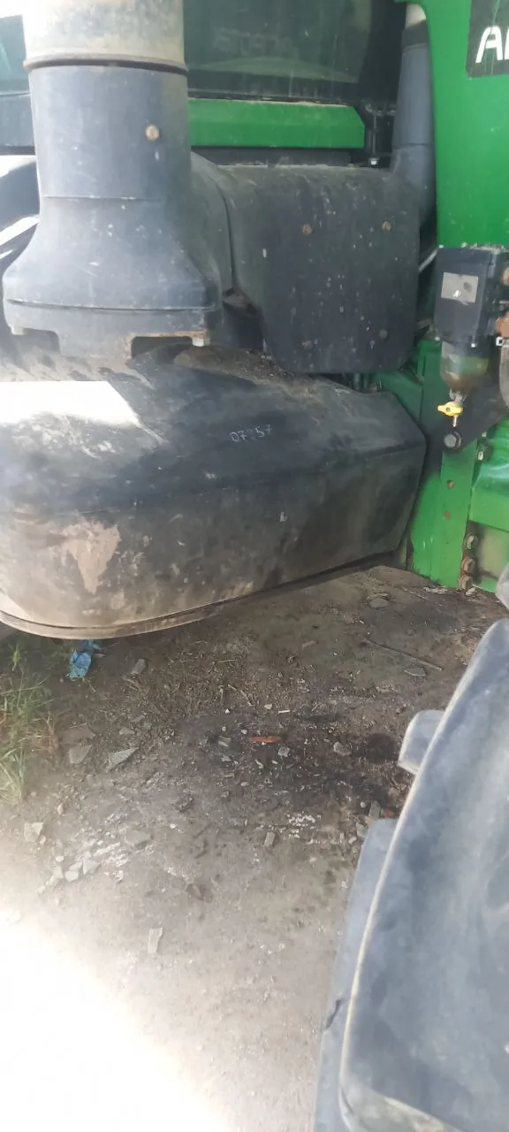 Фото 19 з ремонту — Ремонт паливного бака John Deere 8335 — Васьковичі