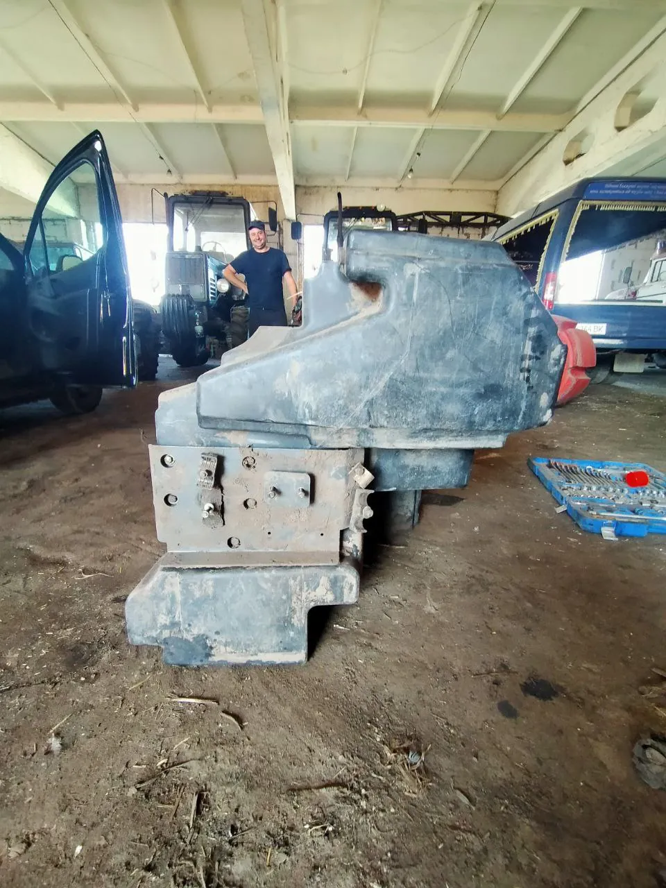 Фото 6 з ремонту — Ремонт паливного бака Fendt 936 — Кагарлик