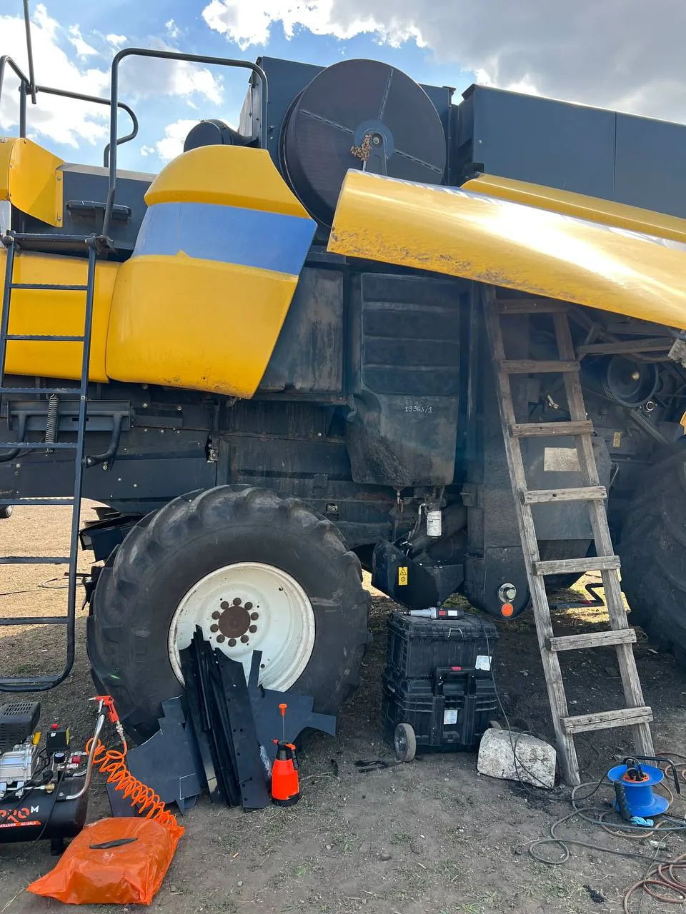 Фото 15 з ремонту — Ремонт бункера John Deere — Єланець
