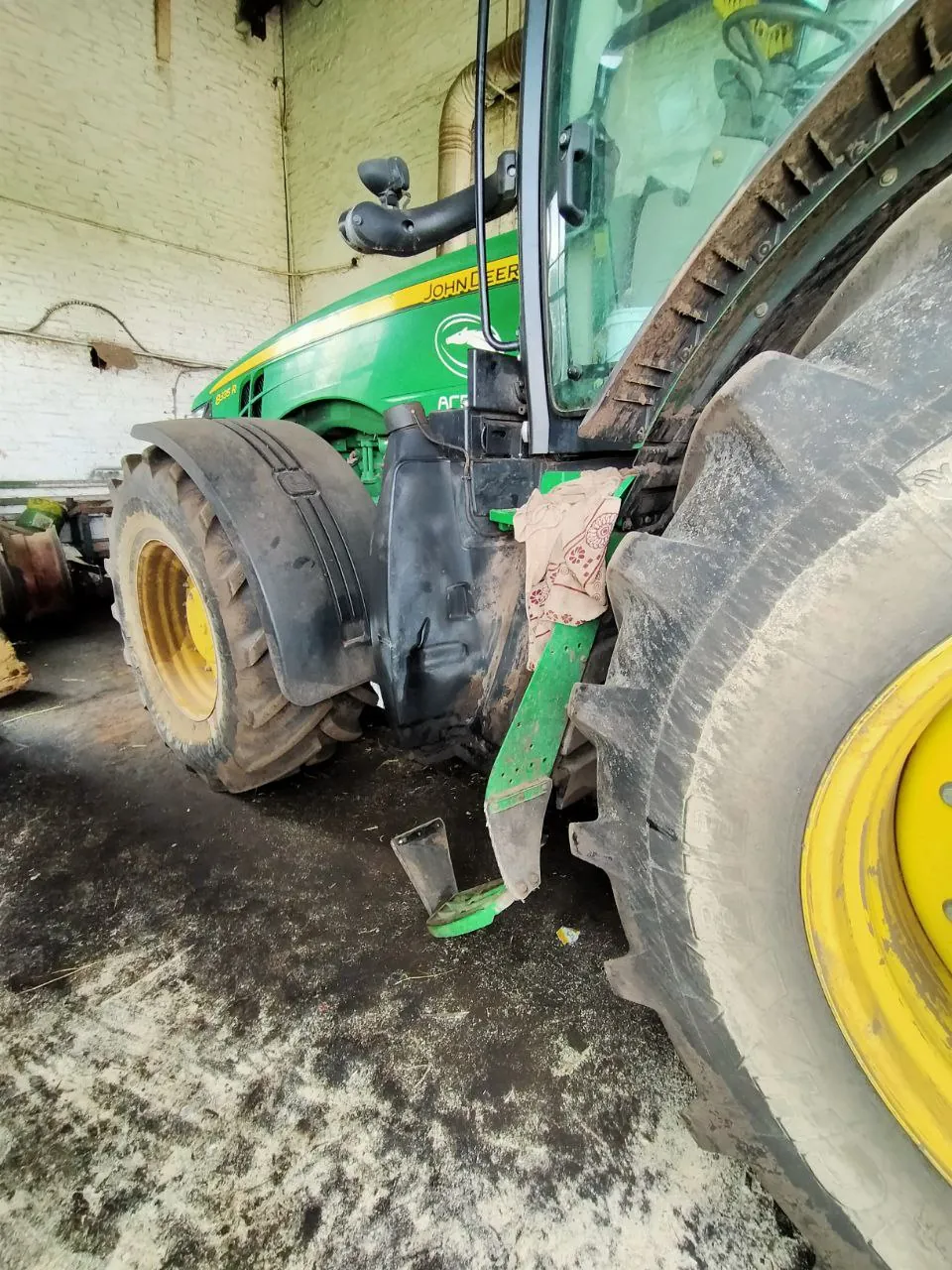 Ремонт паливного бака John Deere 8335 R — Воскобійники (червень 2025)