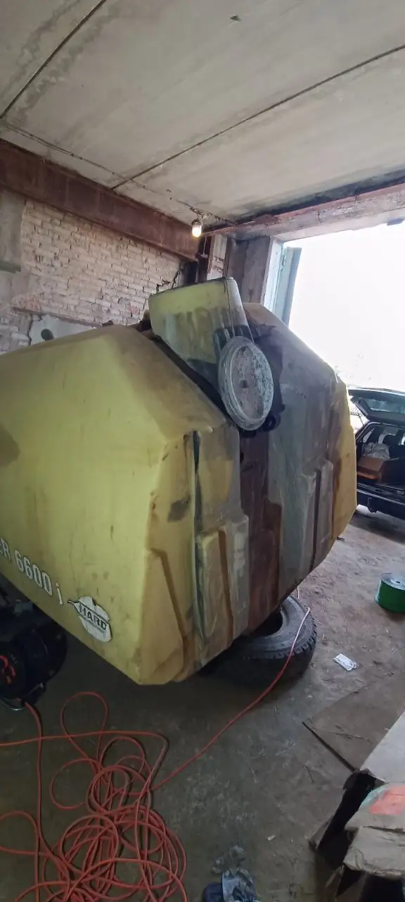 Фото 20 з ремонту — Ремонт бочки обприскувача Hardi Commander 6600 I