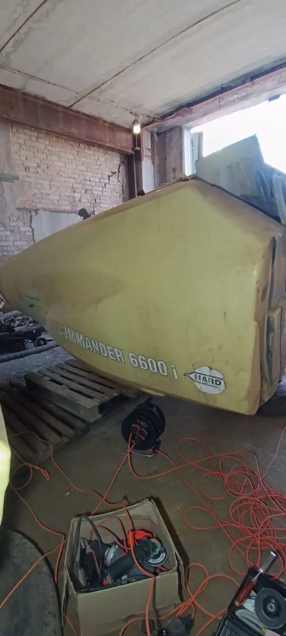 Фото 14 з ремонту — Ремонт бочки обприскувача Hardi Commander 6600 I