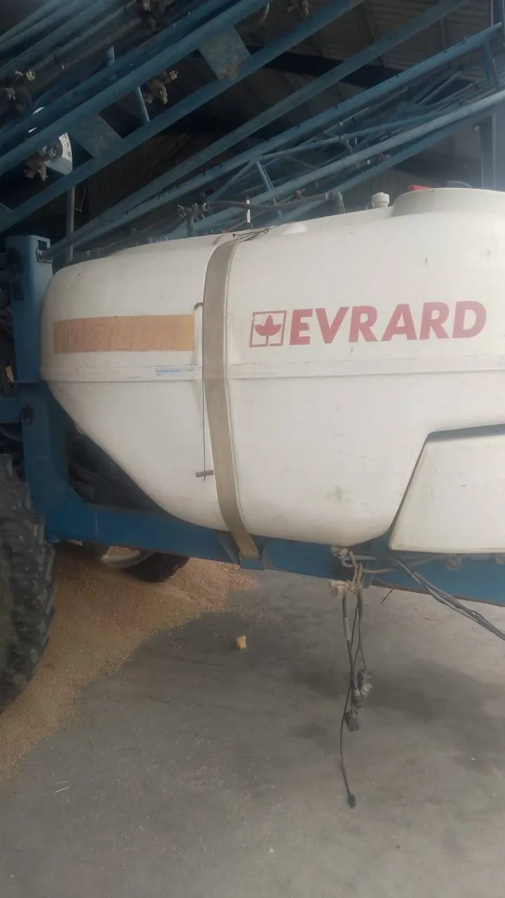 Фото 4 з ремонту — Ремонт бочки обприскувача Hardi Evrard