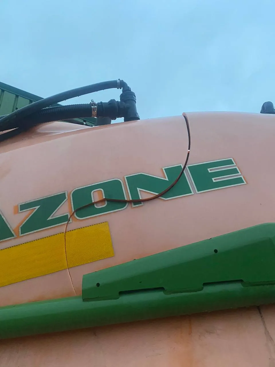Фото 2 з ремонту — Ремонт бочки обприскувача Amazone UX5200
