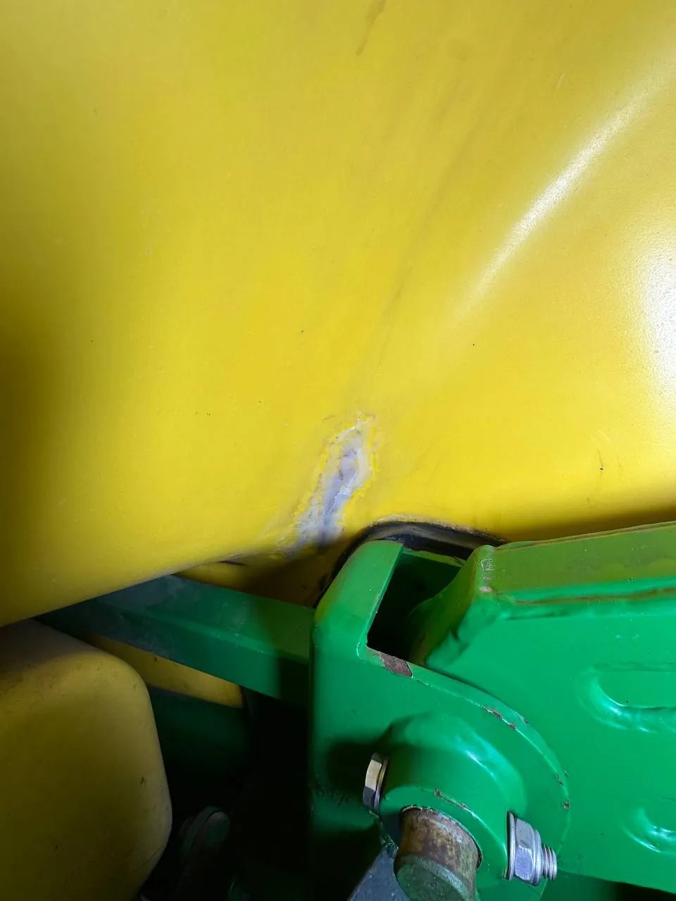 Фото 7 з ремонту — Ремонт бочки обприскувача John Deere 740