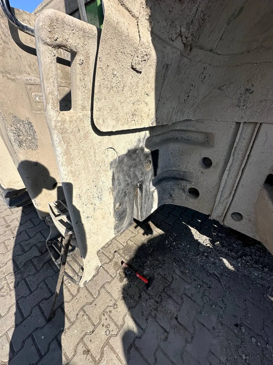 Фото 6 з ремонту — Ремонт паливного бака Fendt 930 Vario