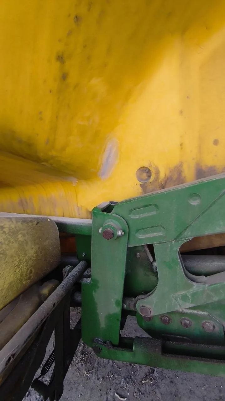 Фото 21 з ремонту — Ремонт бочки обприскувача John Deere M740