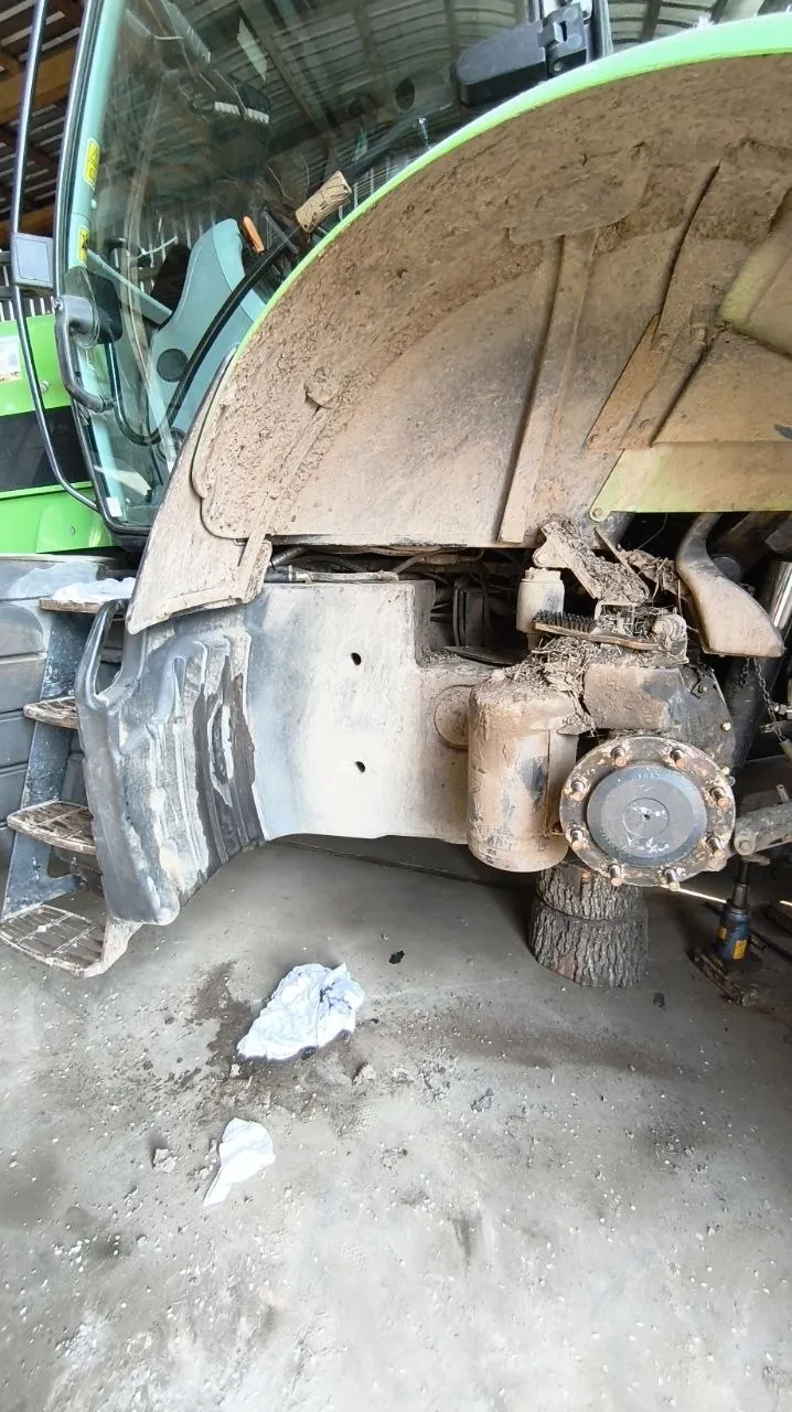 Фото 6 з ремонту — Ремонт паливного бака Deutz Fahr 7210TTV