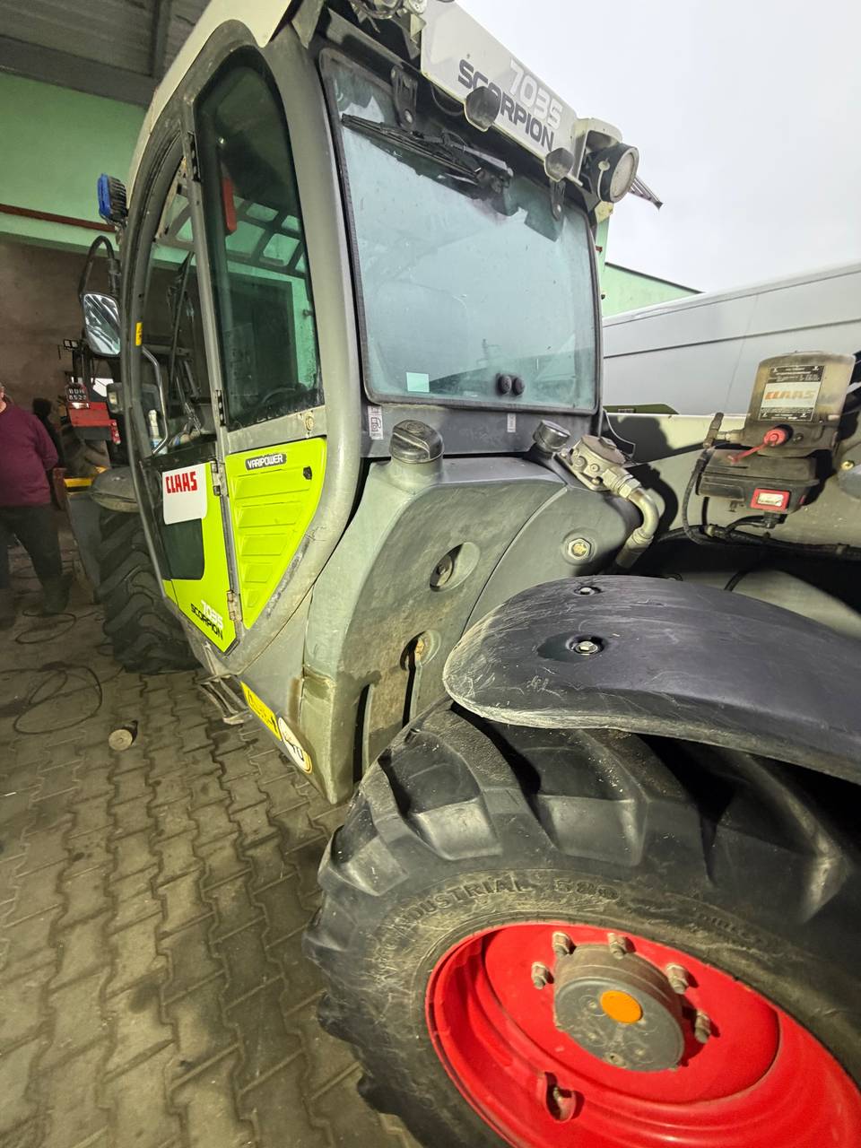 Фото 8 з ремонту — Ремонт паливного бака Claas — жовтень 2026