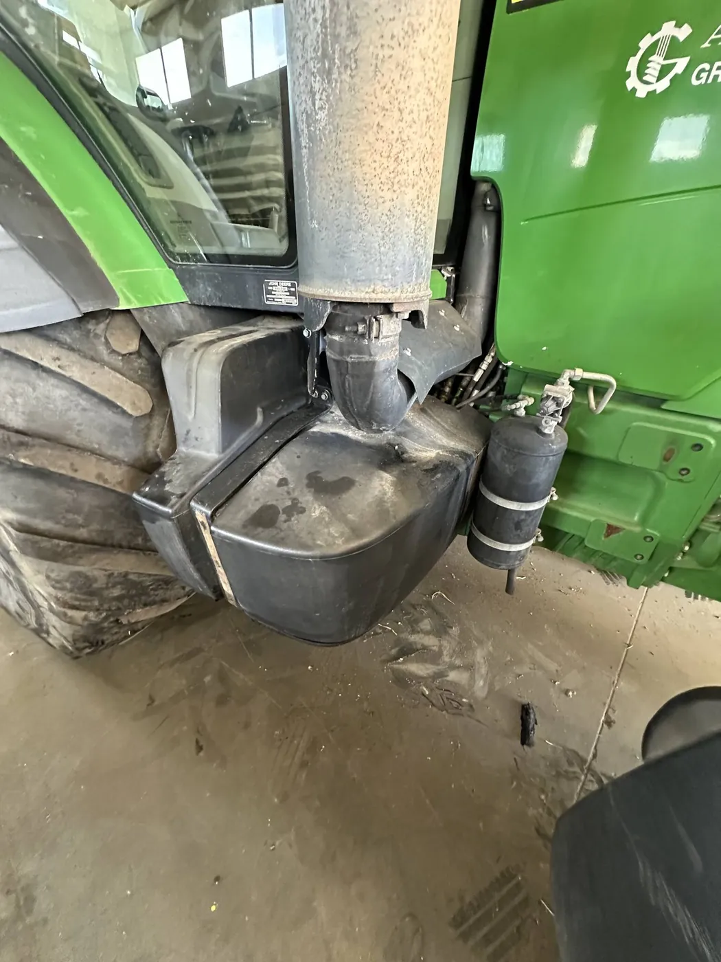 Фото 7 з ремонту — Ремонт паливного бака John Deere 8320R