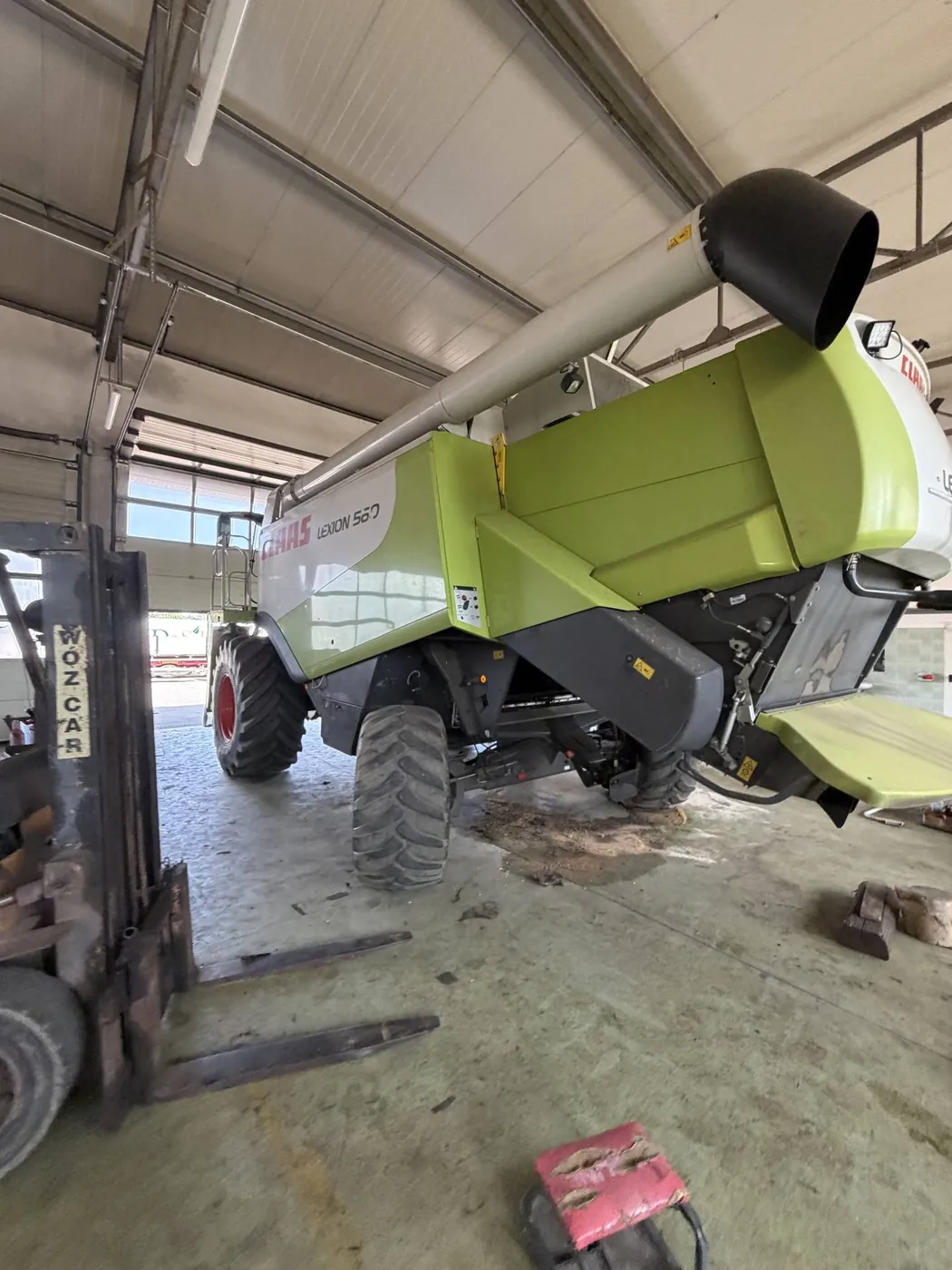 Фото 7 з ремонту — Ремонт паливного бака Claas Lexion 560