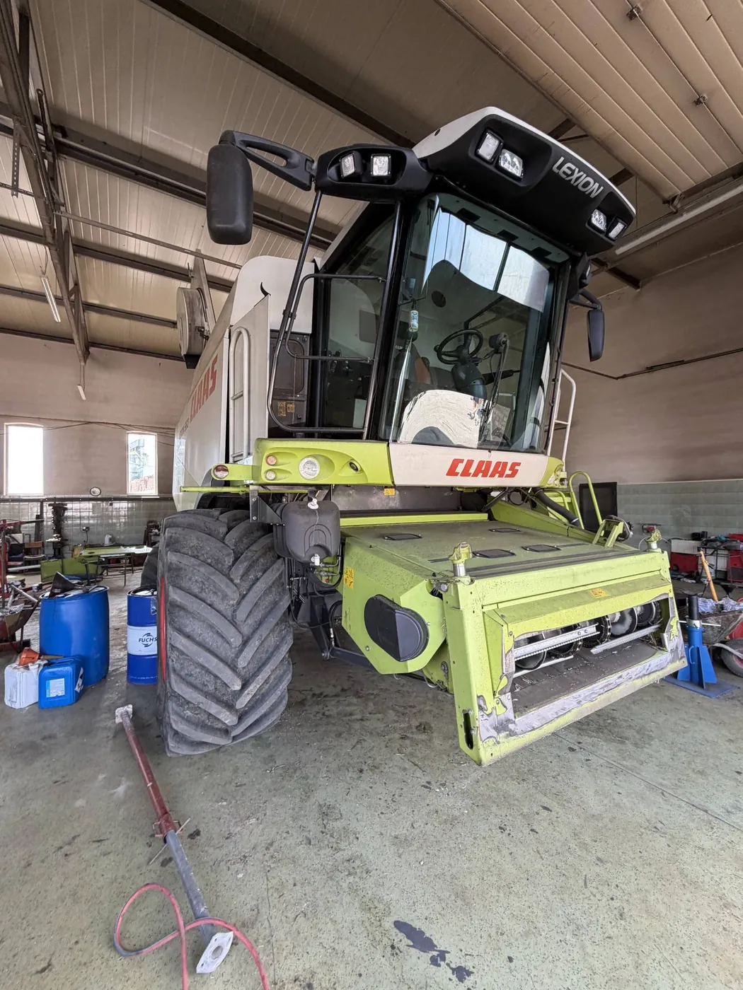 Фото 8 з ремонту — Ремонт паливного бака Claas Lexion 560