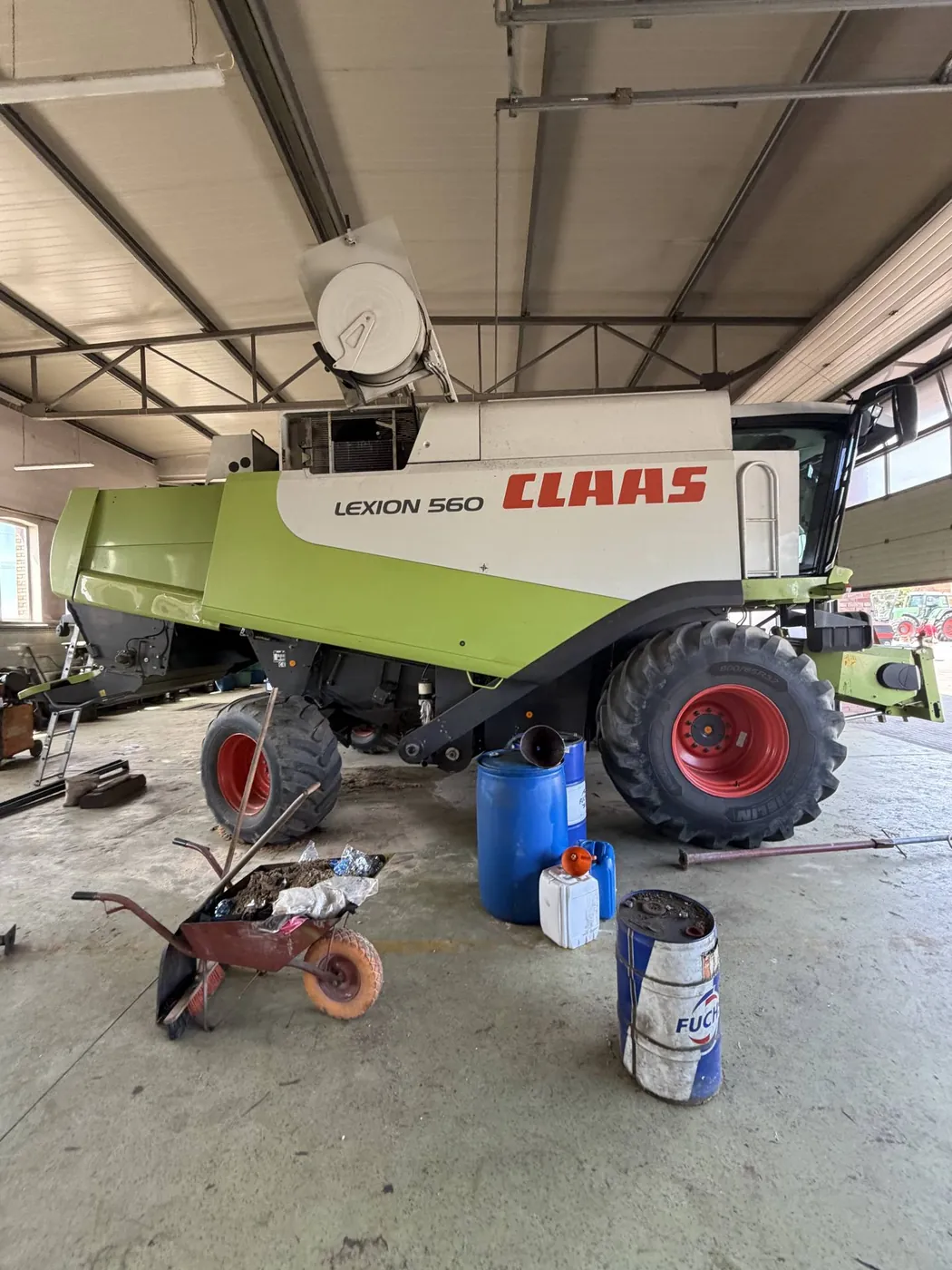 Фото 1 з ремонту — Ремонт паливного бака Claas Lexion 560