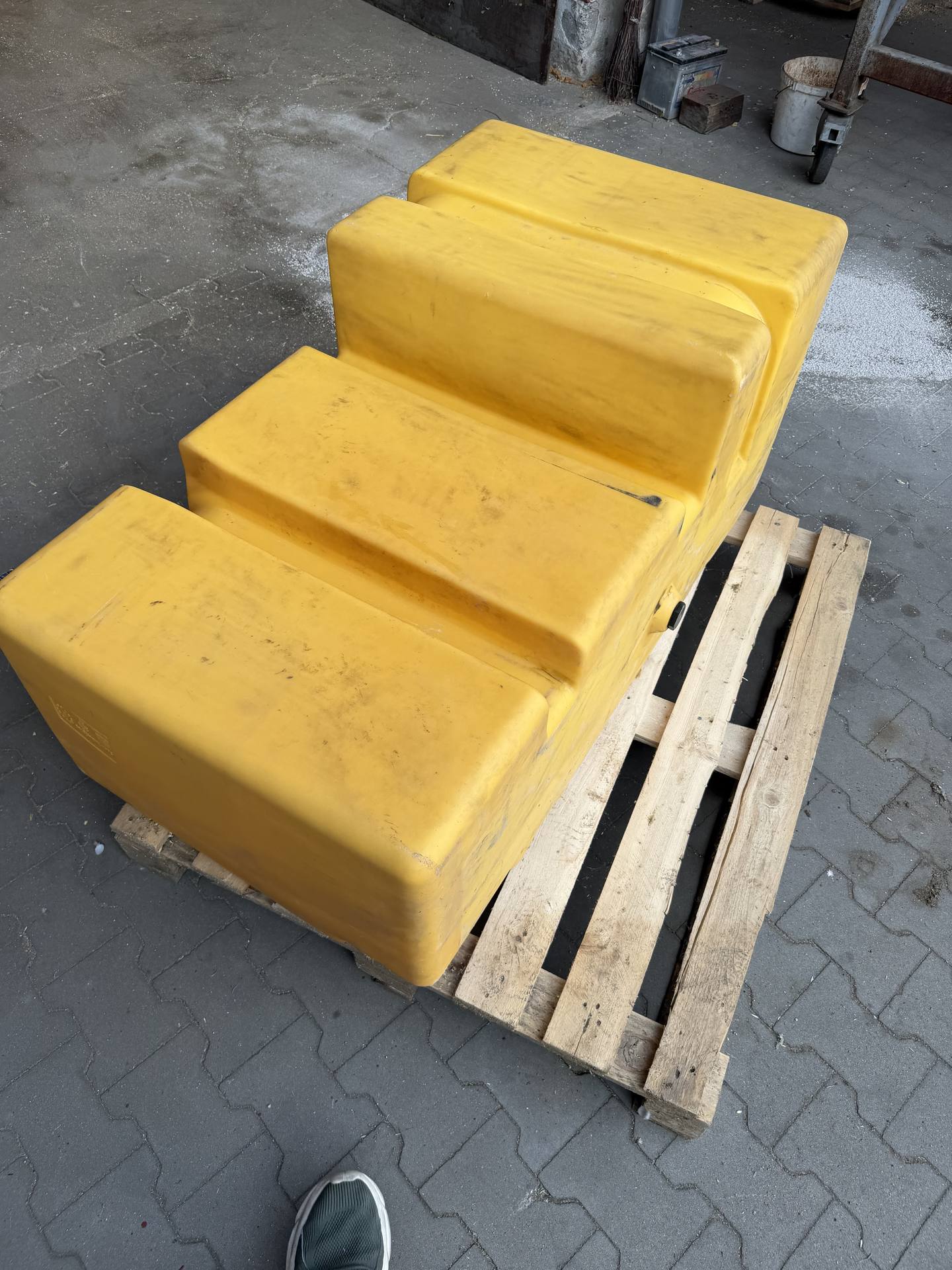 Фото 23 з ремонту — Ремонт паливного бака New Holland TC56
