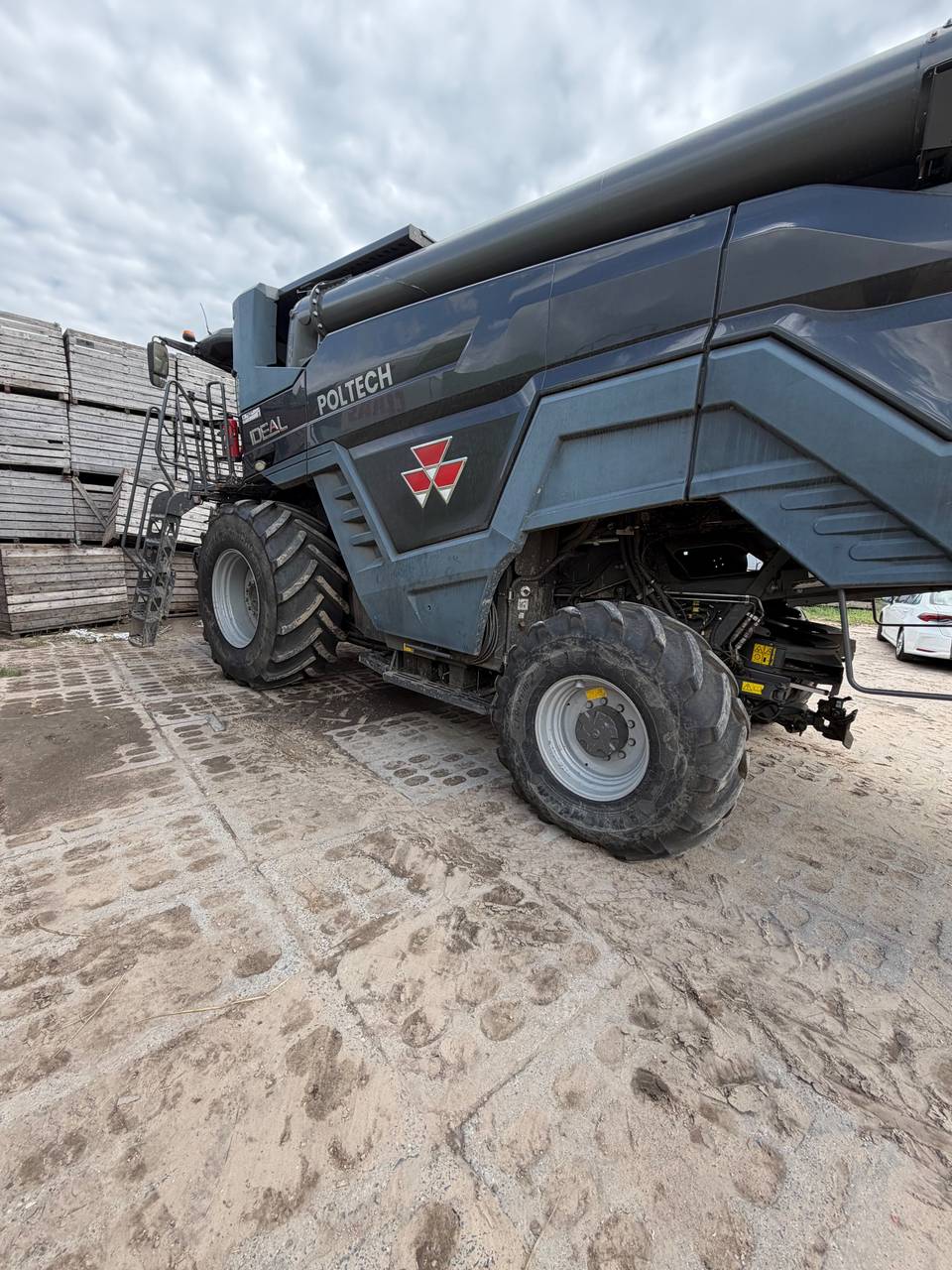 Фото 12 з ремонту — Ремонт стрясної дошки Massey Ferguson Ideal 7