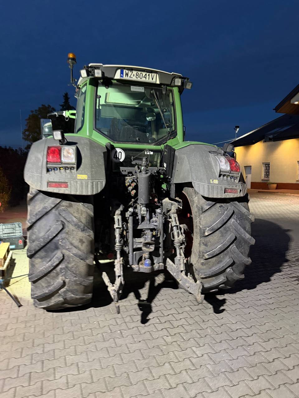 Фото 3 з ремонту — Ремонт паливного бака Fendt 826
